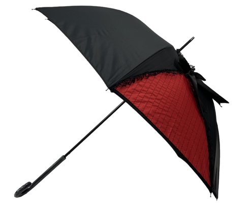 Um guarda-chuva de casamento de peixe especial de renda criativa, de tamanho personalizado, de forma romântica, de fibra de vidro. Um guarda-chuva de casamento para noiva.