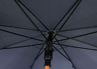 Punho curvado de madeira do guarda-chuva durável dos azuis marinhos dos homens para o tempo do brilho da chuva