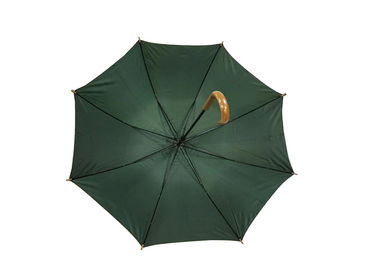 Do guarda-chuva de madeira aberto do punho do automóvel de 23 reforços da polegada 8 quadro revestido UV do metal