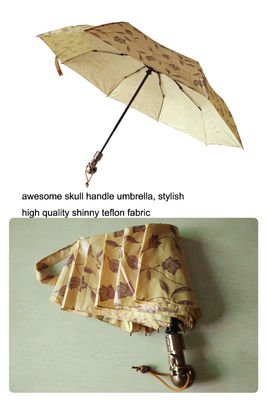 Shinny o crânio seguram o guarda-chuva Windproof dobrável para homens