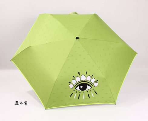 Cor que muda o guarda-chuva de 3 dobras com o eixo do metal de 8mm