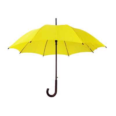 Os homens seguram em linha reta guarda-chuvas Windproof do golfe para a propaganda exterior