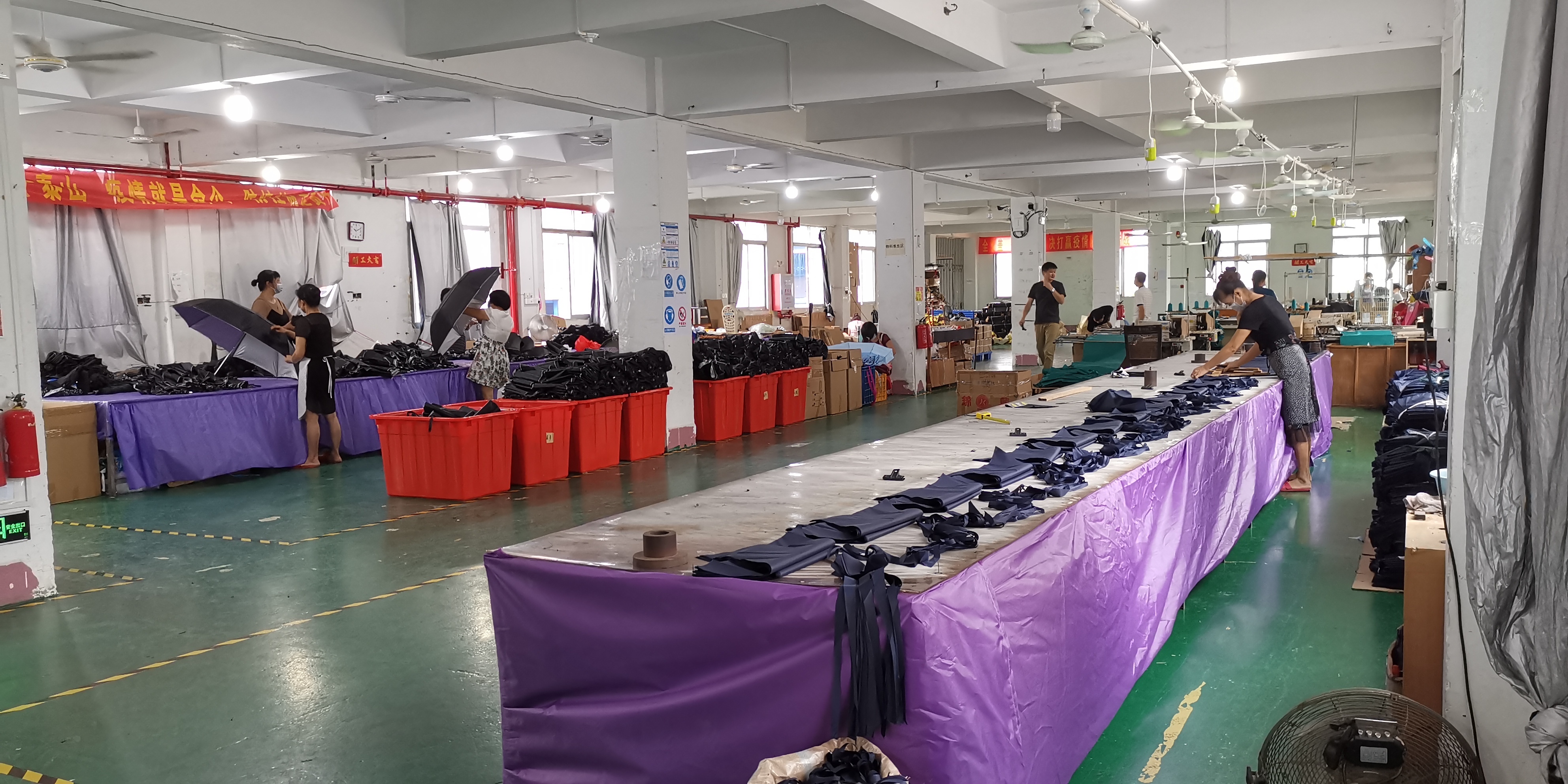 Xiamen United-Prosperity Industry & Trade Co., Ltd. linha de produção da fábrica