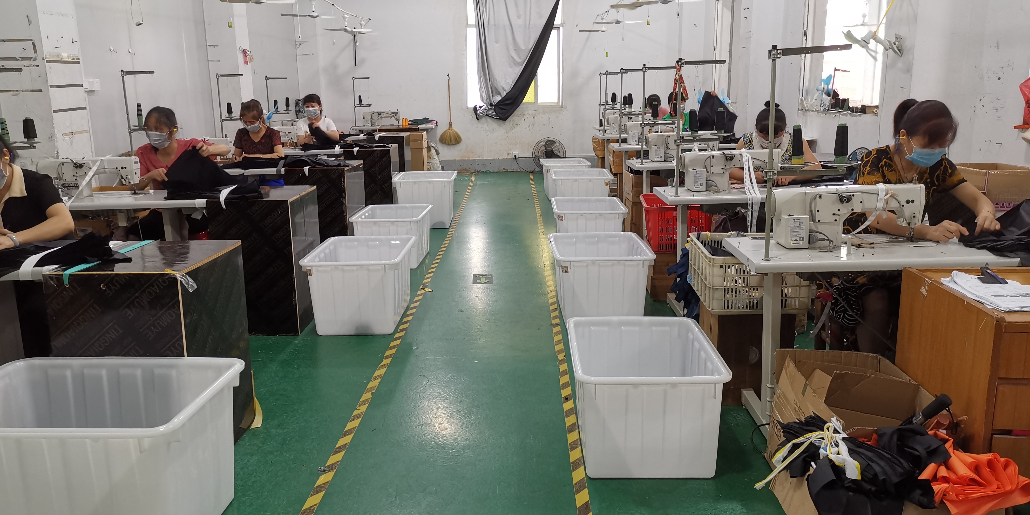 Xiamen United-Prosperity Industry & Trade Co., Ltd. linha de produção da fábrica