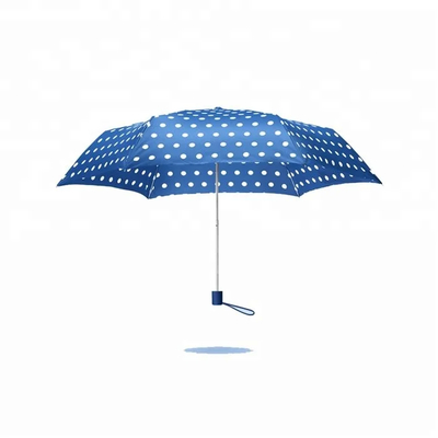 Um guarda-chuva dobrável de punho de plástico - 32cm