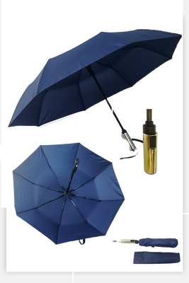 Um guarda-chuva de viagem dobrável automático com interruptor elétrico de 23 polegadas