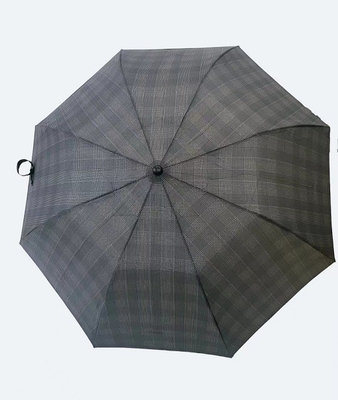 Um guarda-chuva compacto de metal de 20,5 polegadas 8 costelas 2 dobrável com mini guarda-chuva aberta automaticamente