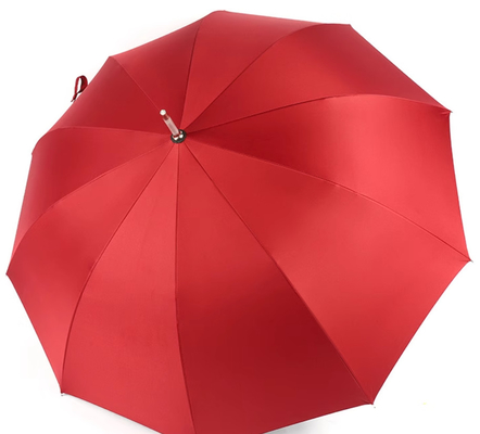 Um guarda-chuva de alumínio à prova de água e ao vento de tamanho grande com 8 costelas
