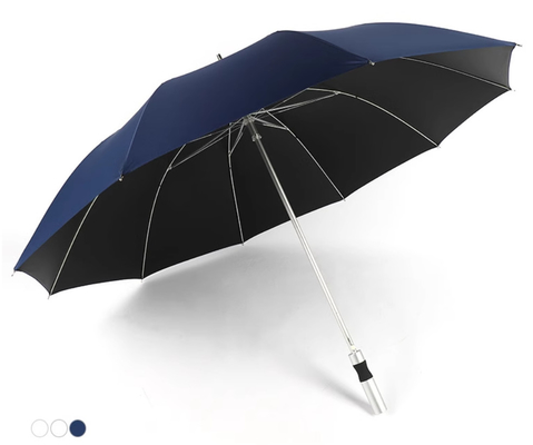 Um guarda-chuva de alumínio à prova de água e ao vento de tamanho grande com 8 costelas