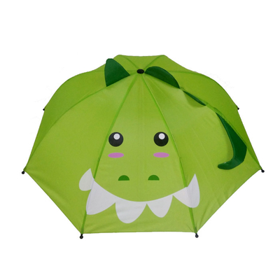 Um guarda-chuva para crianças com impressão personalizada fácil de transportar