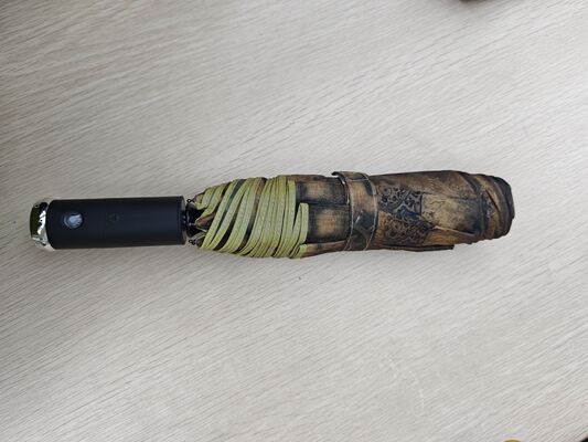 LED iluminado Automaticamente abrir/fechar guarda-chuva de segurança com faixa refletora para visibilidade noturna