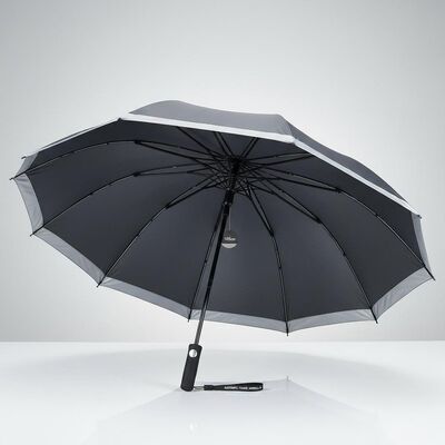 Grande guarda-chuva automática de viagem com 105cm de diâmetro aberto, costelas de fibra de vidro e bordas refletoras