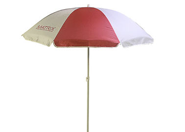 Um guarda-chuva de praia promocional com tecido Pongee